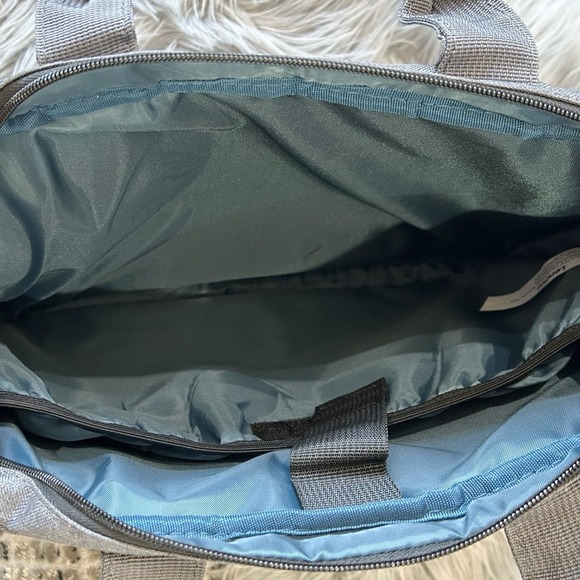 Lenovo 15.6" Laptop Casual Toploader‎ T210 (Grey) - Picture 4 of 5